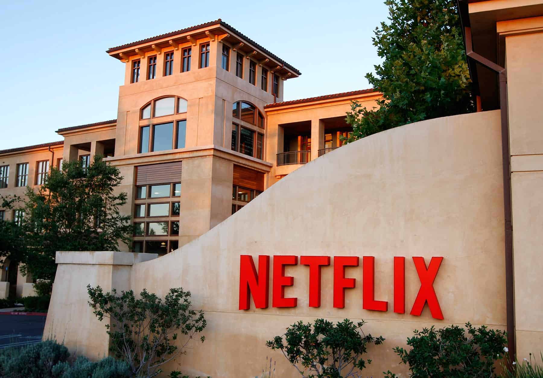 How We Build Code at Netflix. How does Netflix build code before it's…, by  Netflix Technology Blog
